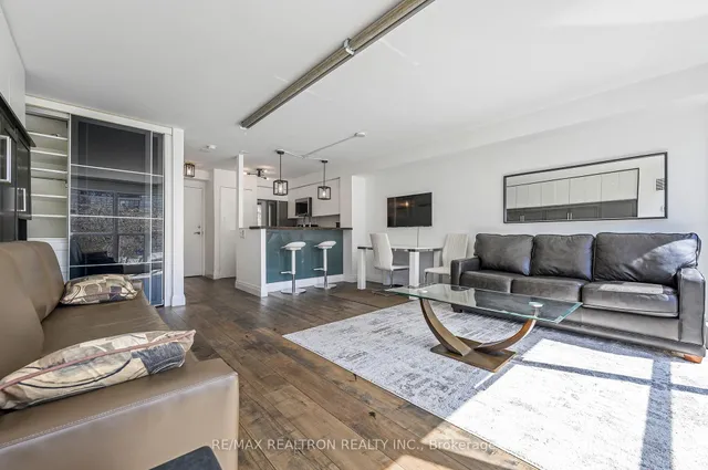 Additional property image - 2261 Lake Shore Blvd Unit 220