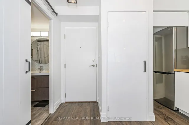 Additional property image - 2261 Lake Shore Blvd Unit 220