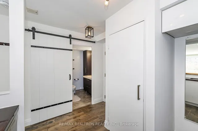 Additional property image - 2261 Lake Shore Blvd Unit 220