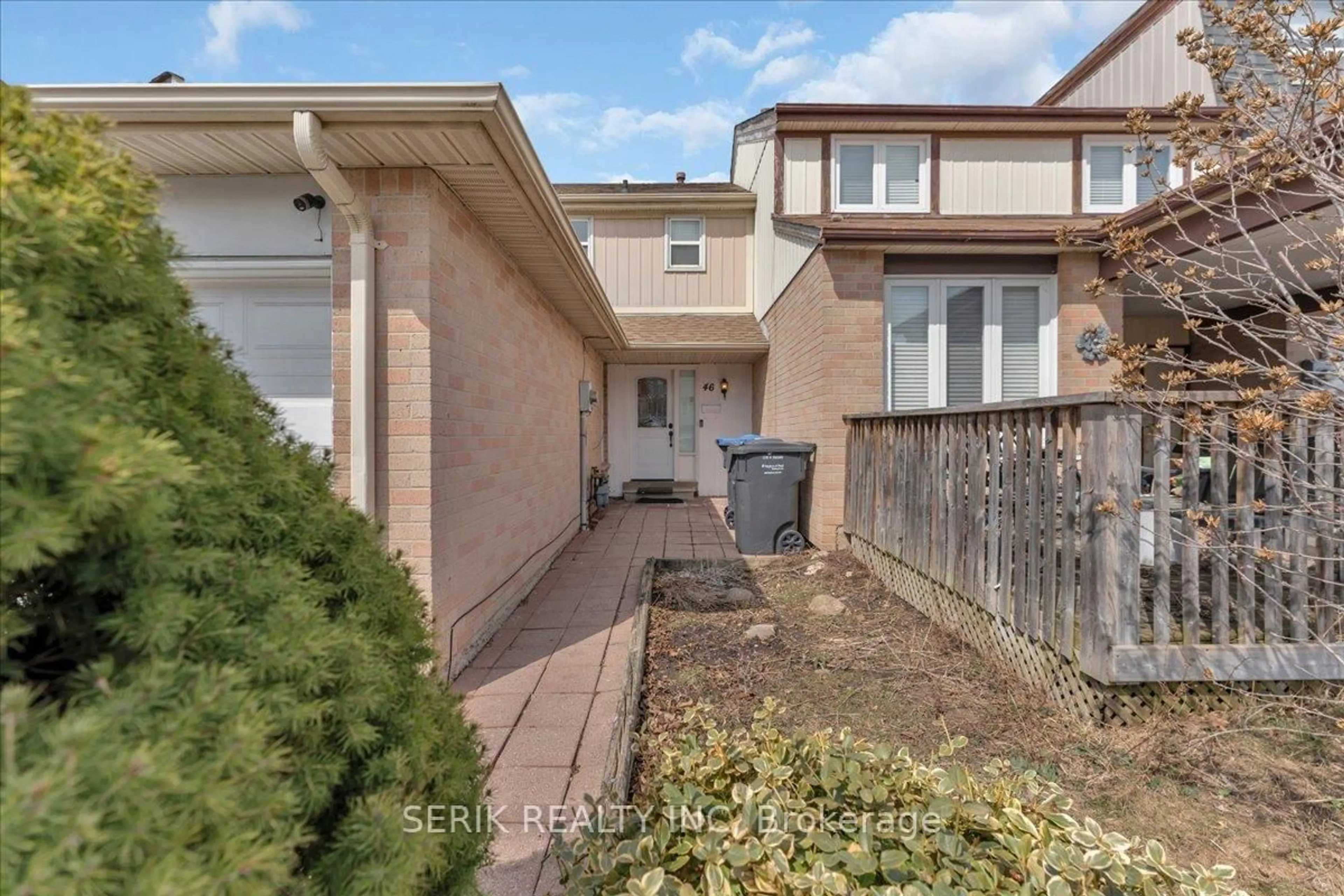 Unknown for 46 Primrose Cres, Brampton Ontario L6Z 1E3