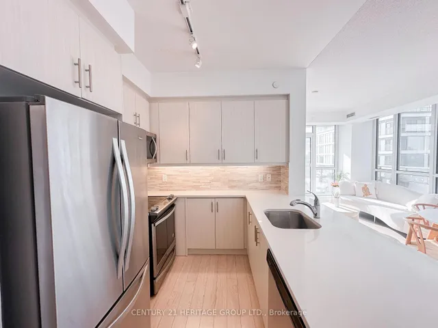Additional property image - 15 Zorra St Unit 408