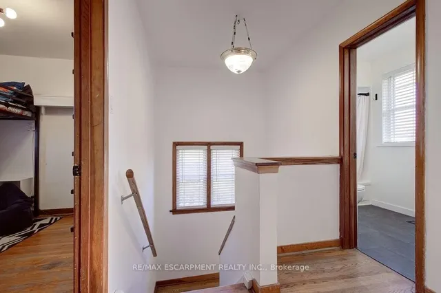 Additional property image - 2297 BARCLAY Rd