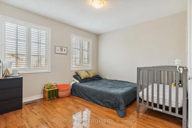 Additional property image - 5874 Sidmouth St