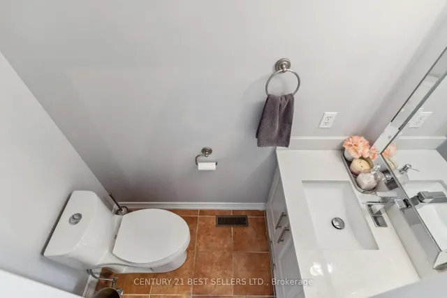 Additional property image - 5874 Sidmouth St