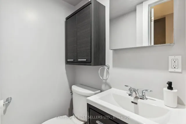 Additional property image - 5874 Sidmouth St