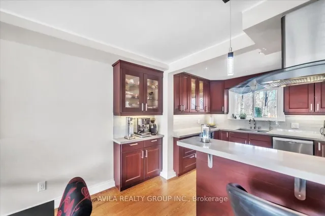 Additional property image - 3299 Queen Frederica Dr