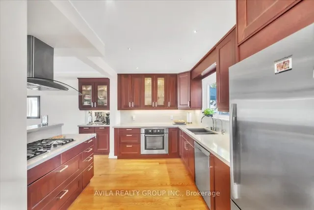 Additional property image - 3299 Queen Frederica Dr