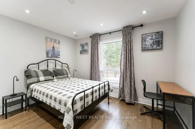 Additional property image - 1593 Lovelady Cres