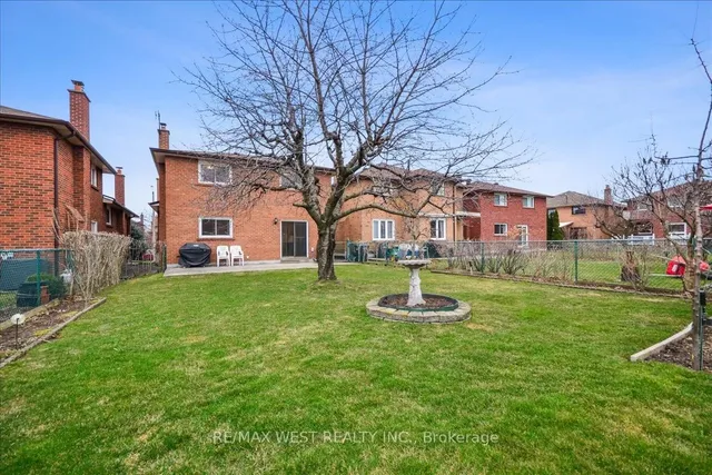 Additional property image - 3135 Fairfox Cres