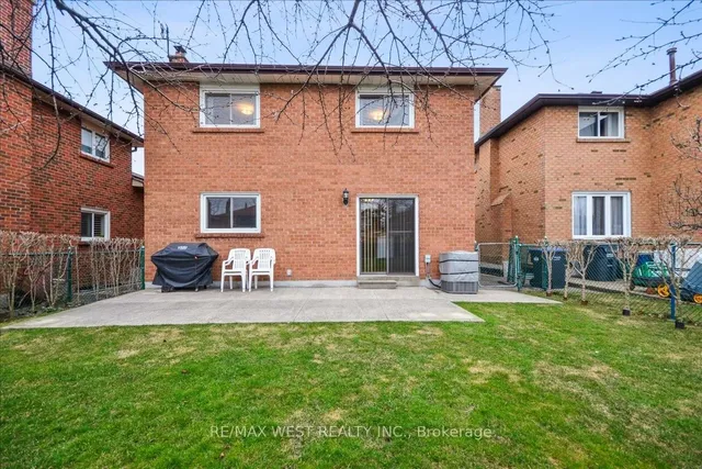 Additional property image - 3135 Fairfox Cres