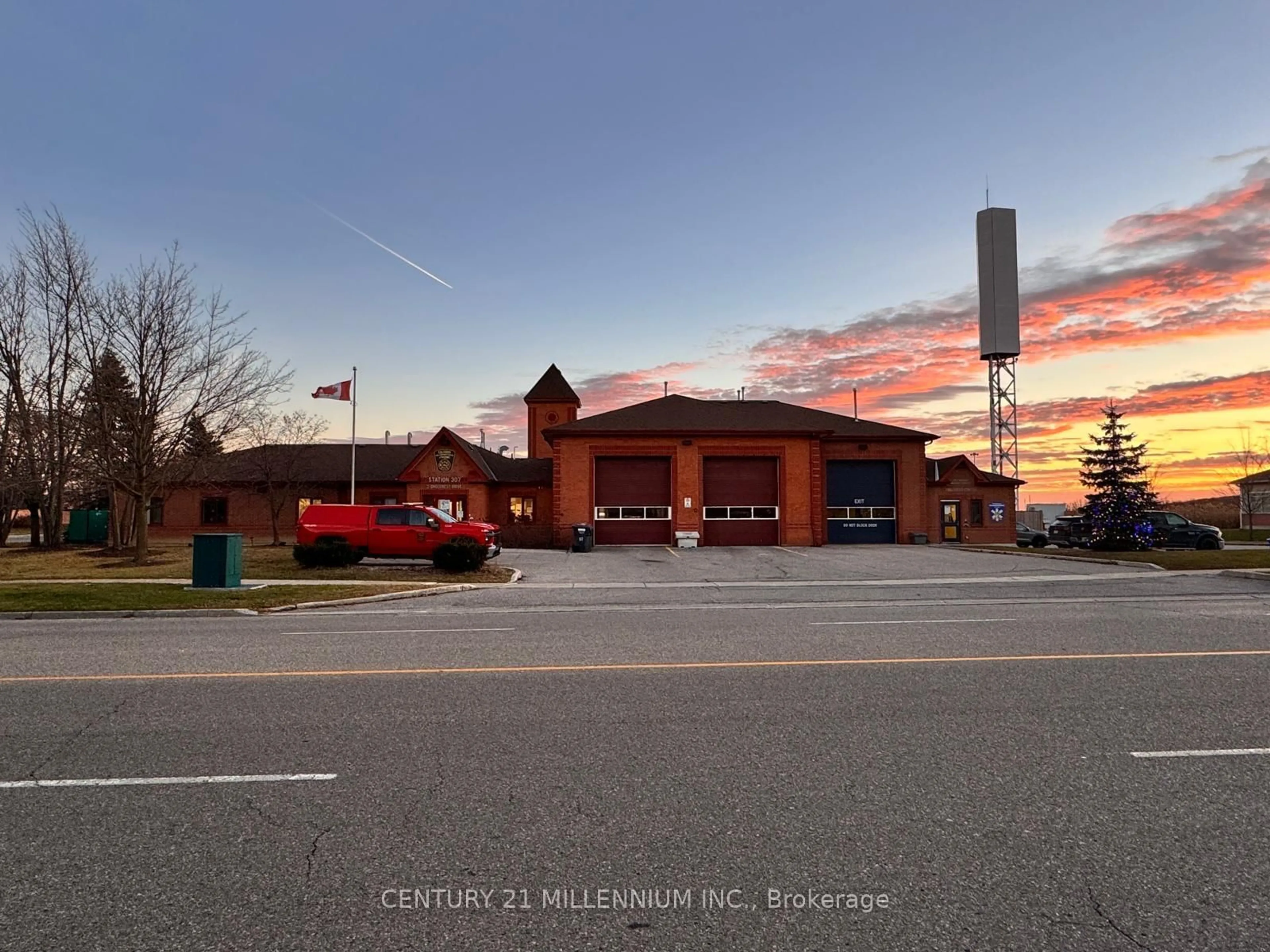 Unknown for 36 Hesketh Crt, Caledon Ontario L7C 1C6