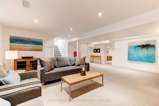 Additional property image - 3362 Guildwood Dr