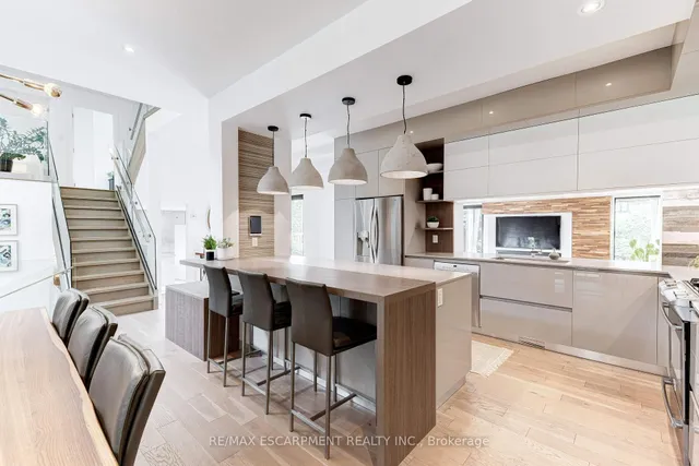 Additional property image - 3362 Guildwood Dr