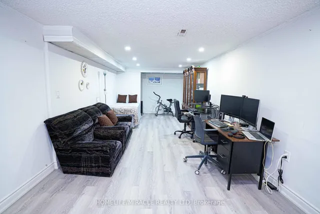 Additional property image - 88 Goldcrest Rd