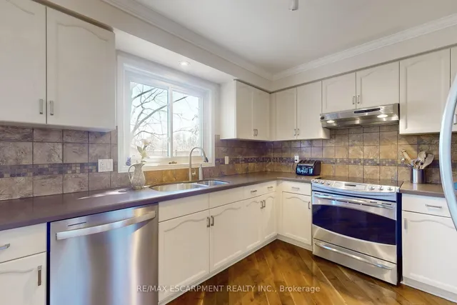 Additional property image - 3234 KATHLEEN Dr