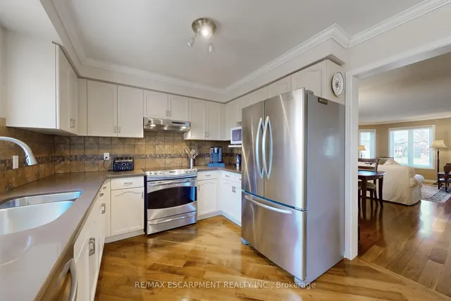 Additional property image - 3234 KATHLEEN Dr