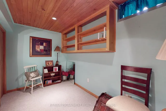 Additional property image - 3234 KATHLEEN Dr