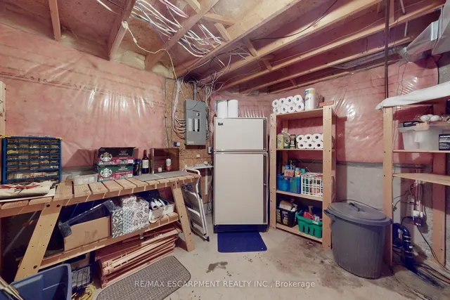 Additional property image - 3234 KATHLEEN Dr