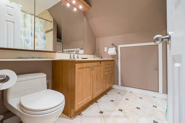 Additional property image - 1343 JANINA Blvd
