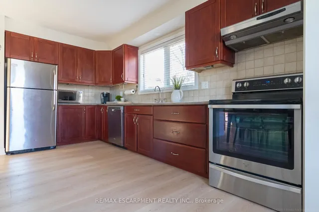 Additional property image - 1343 JANINA Blvd
