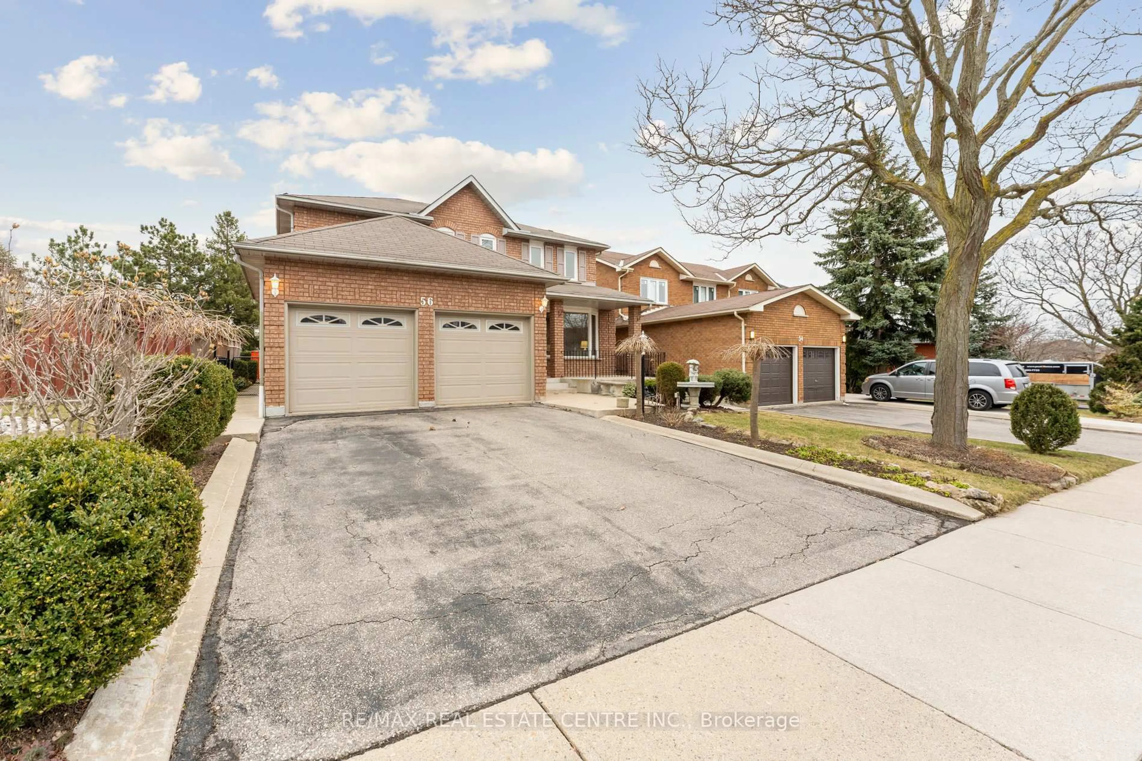 Home with brick exterior material, street for 56 Canarvan Crt, Brampton Ontario L6Y 4N1