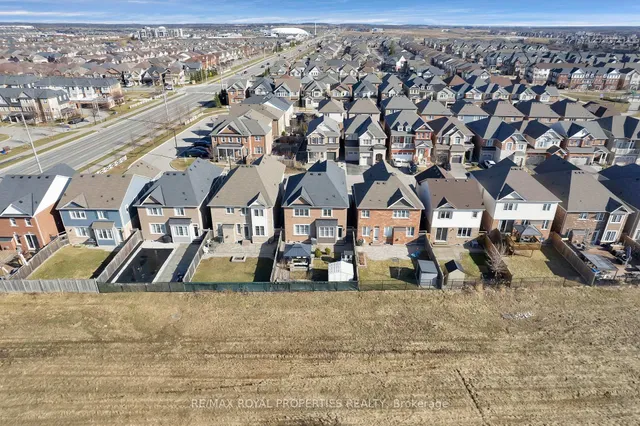 Additional property image - 35 Rottenburg Crt