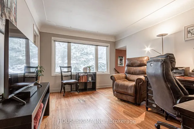 Additional property image - 899 Hazel St