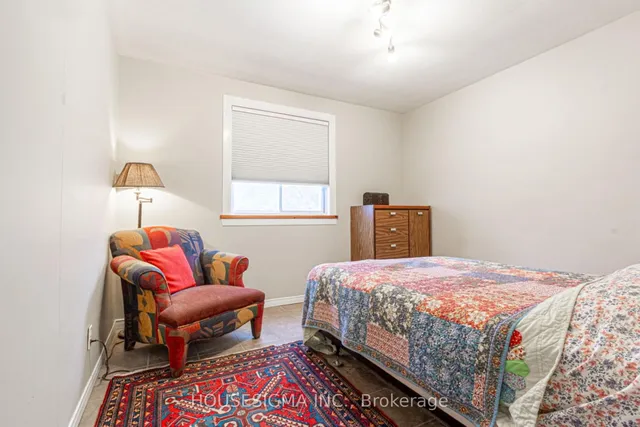 Additional property image - 899 Hazel St
