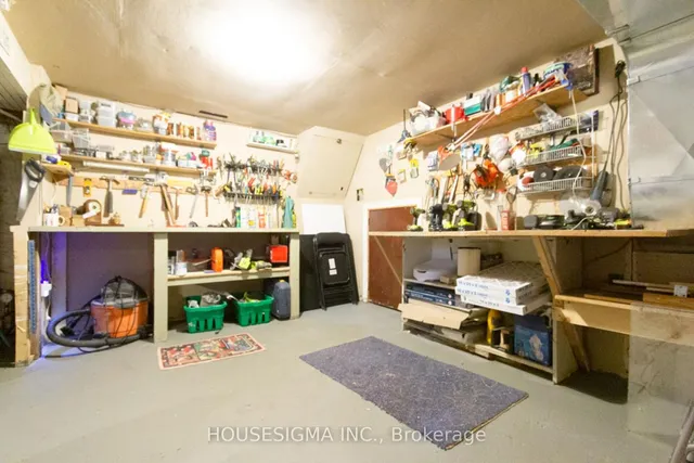 Additional property image - 899 Hazel St