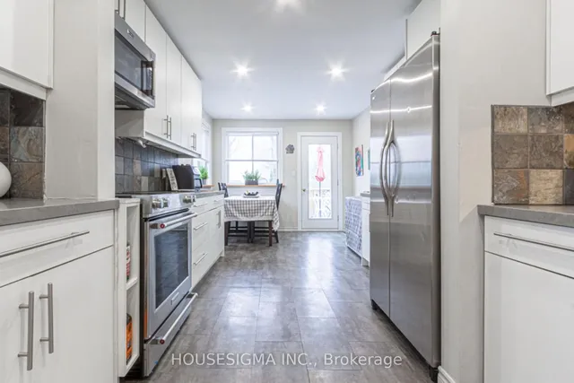 Additional property image - 899 Hazel St
