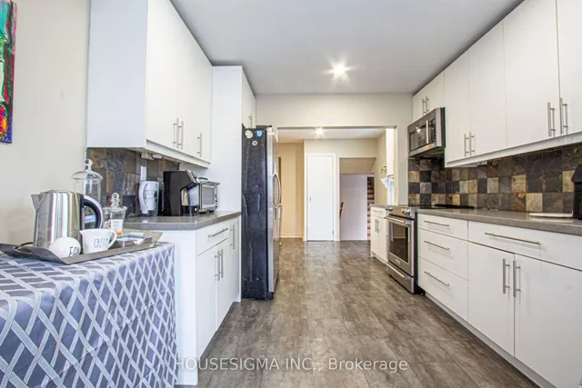 Additional property image - 899 Hazel St
