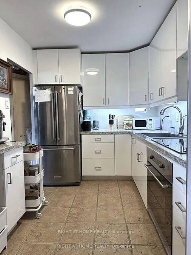 Additional property image - 346 The West Mall N/A Unit 603