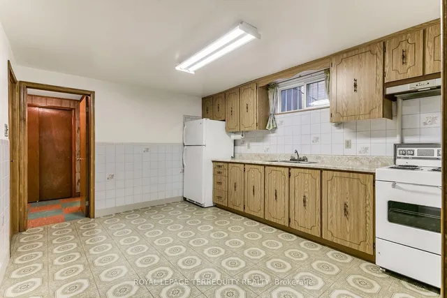 Additional property image - 2981 Weston Rd