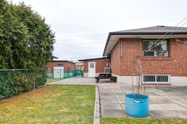 Additional property image - 2981 Weston Rd