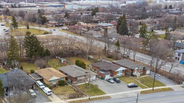 Additional property image - 2981 Weston Rd