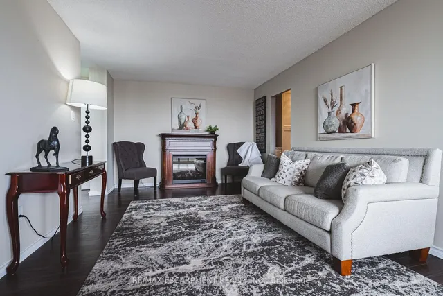 Additional property image - 2055 UPPER MIDDLE Rd Unit 304
