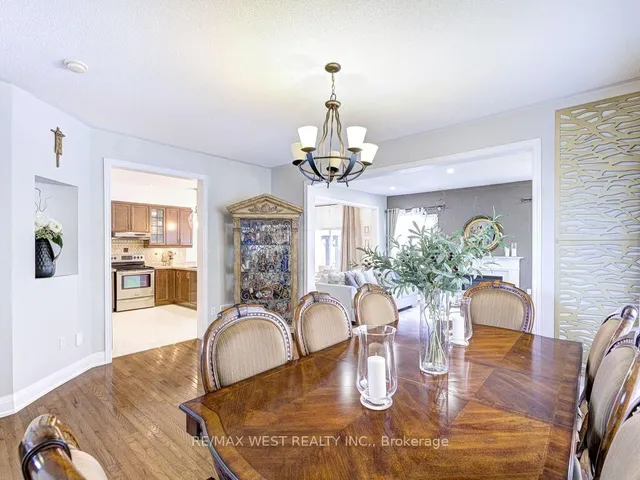 Additional property image - 104 Chalkfarm Cres