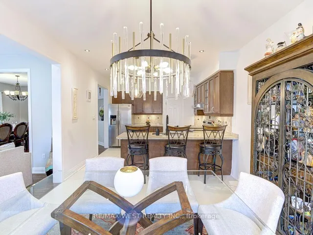 Additional property image - 104 Chalkfarm Cres