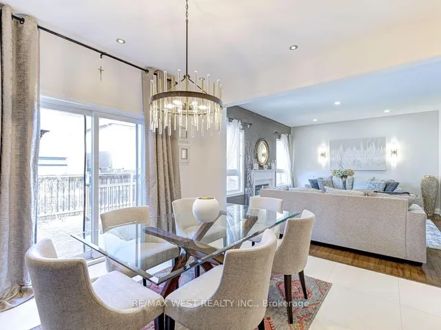 Additional property image - 104 Chalkfarm Cres