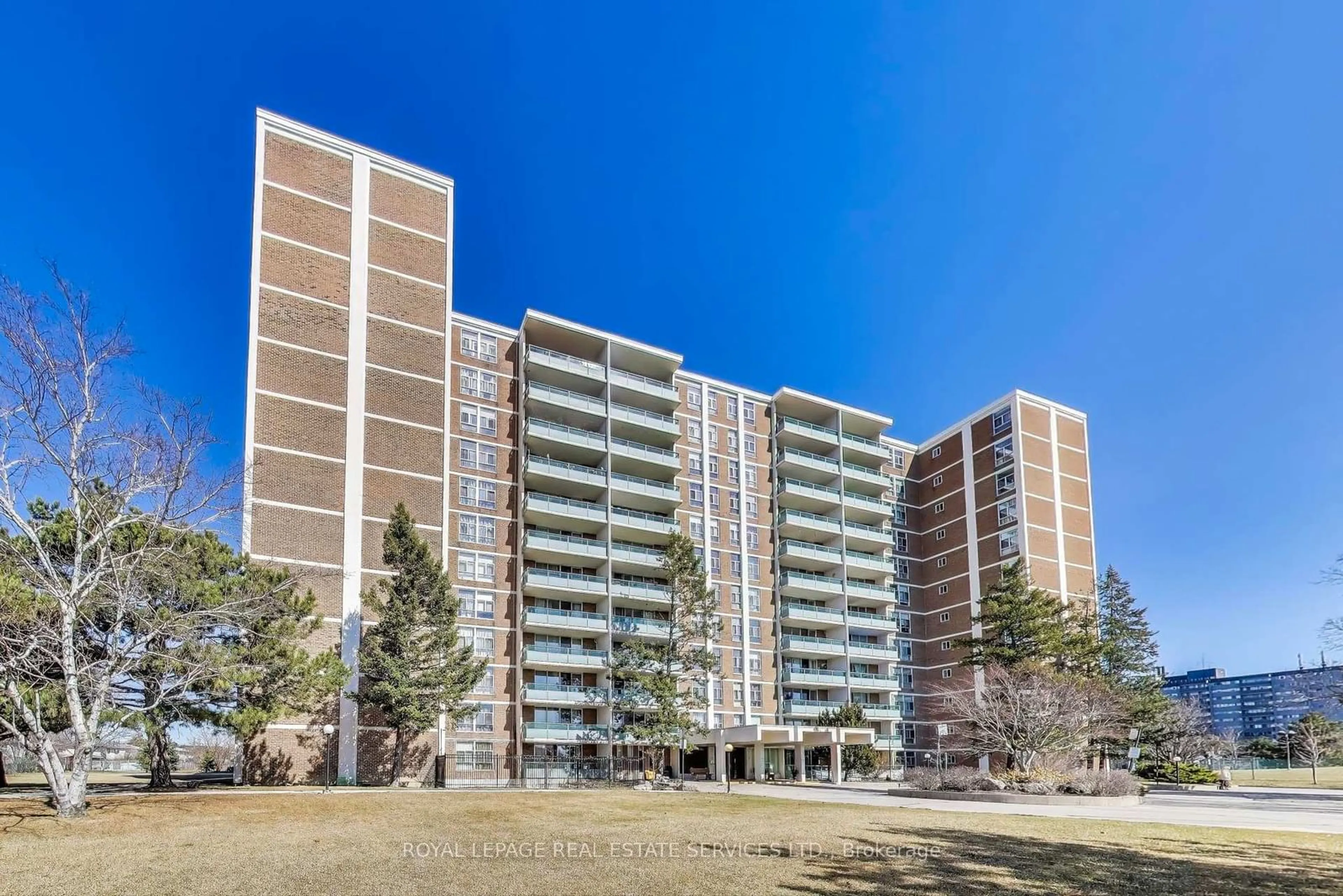 A pic from outside/outdoor area/front of a property/back of a property/a pic from drone, building for 44 Longbourne Dr #1008, Toronto Ontario M9R 2M7