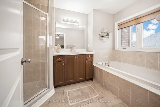 Additional property image - 14 Ivor Cres