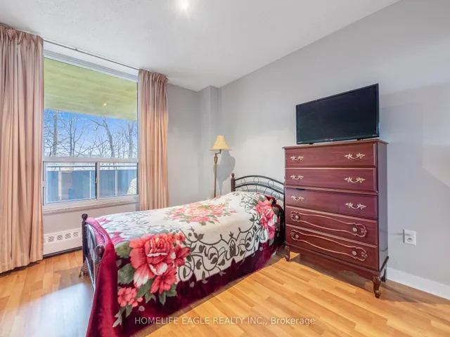 Additional property image - 15 London Green Crt Unit 206
