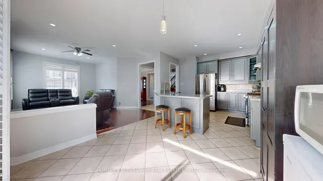 Additional property image - 1106 Little Cres