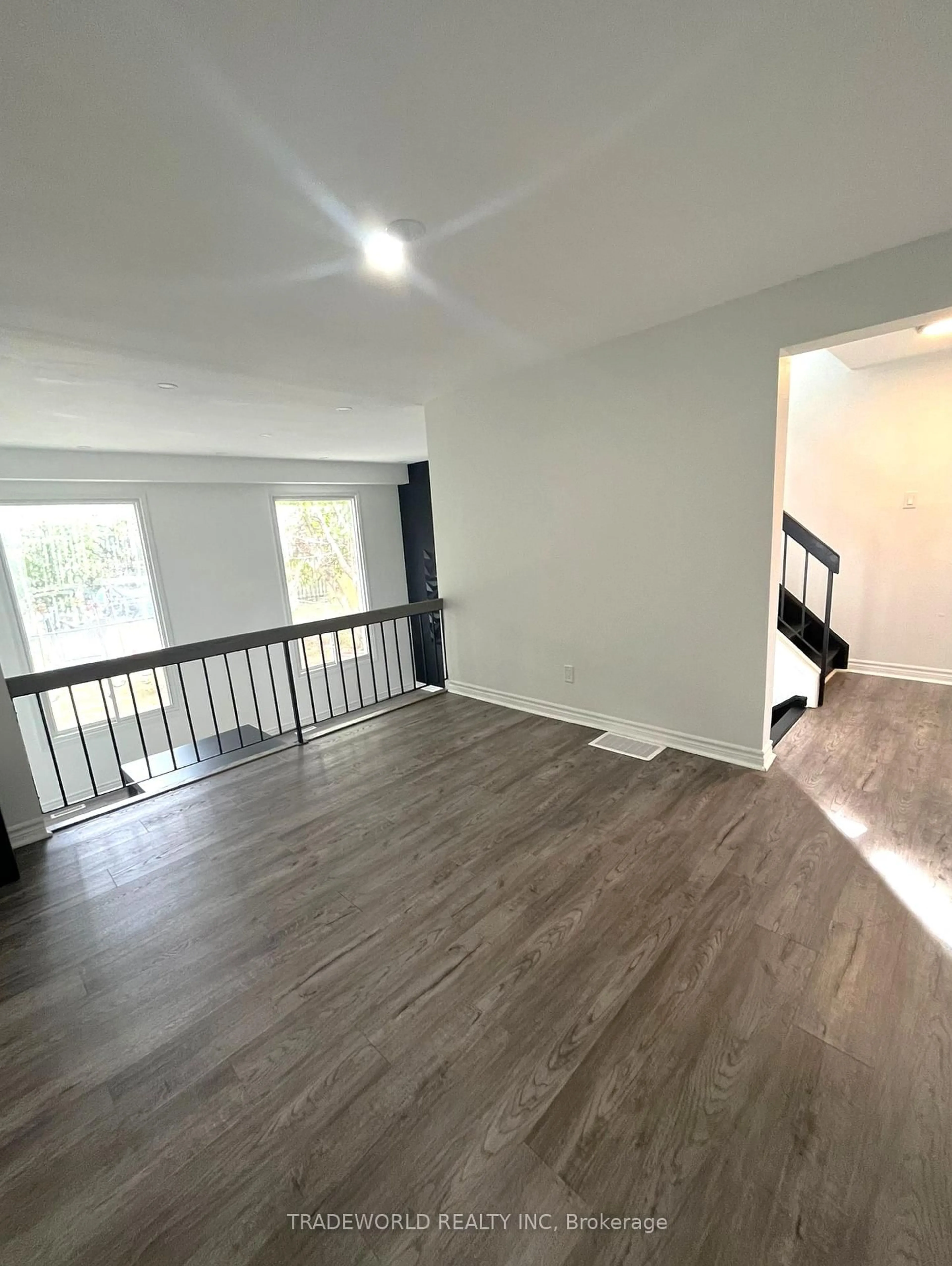 A pic of a room for 7465 Bybrook Dr, Mississauga Ontario L4T 3R3