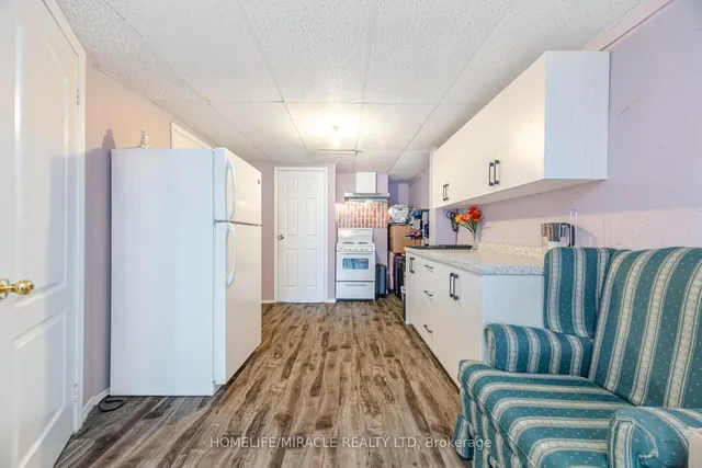 Additional property image - 62 Elmvale Ave