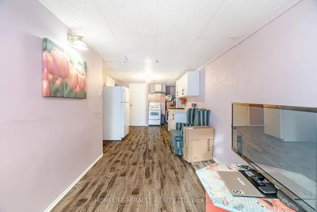 Additional property image - 62 Elmvale Ave