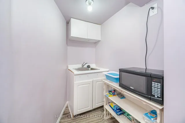 Additional property image - 62 Elmvale Ave