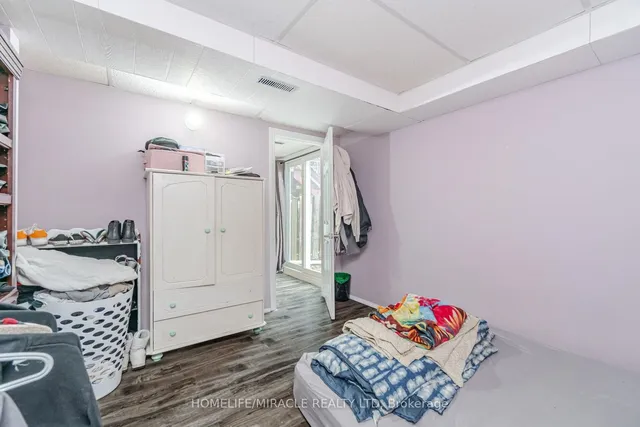 Additional property image - 62 Elmvale Ave