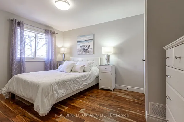 Additional property image - 1522 Lancaster Dr Unit 18