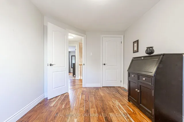 Additional property image - 1522 Lancaster Dr Unit 18